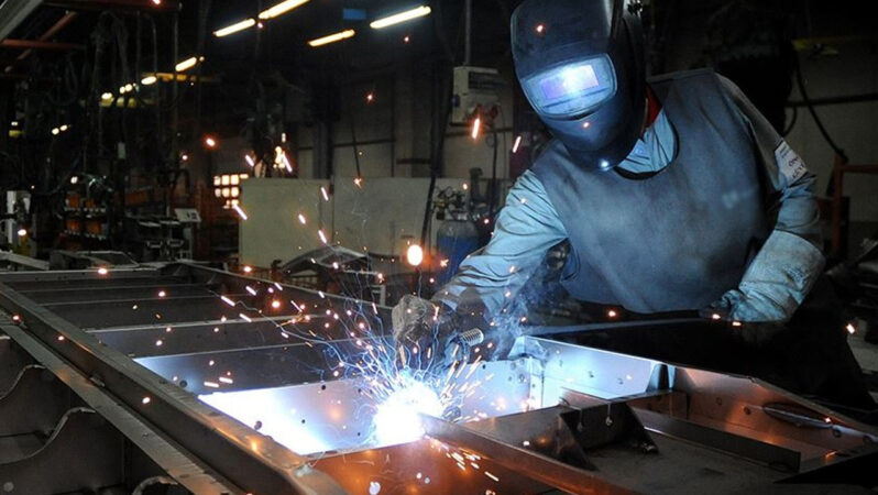 ABD imalat sektöründe sürpriz daralma: ISM PMI, martta 49’a geriledi!