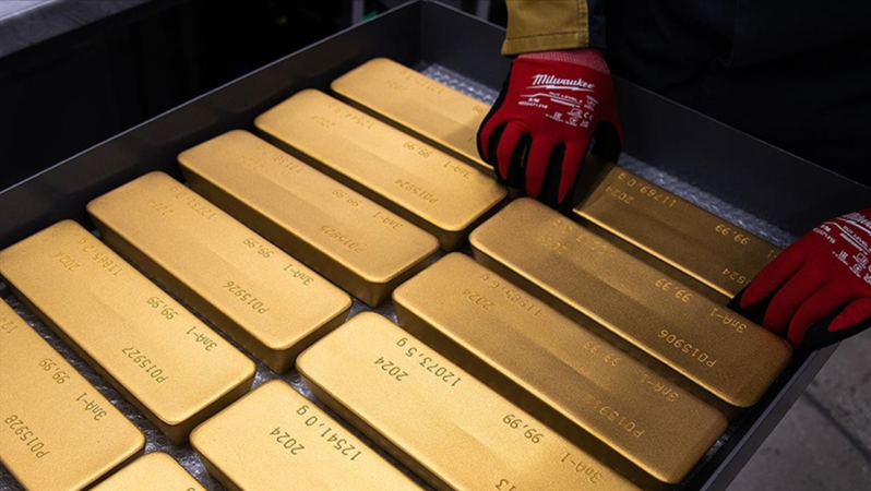 Altın fiyatı rekor kırdı: ABD’nin yeni otomobil tarifeleri yükselişi tetikledi