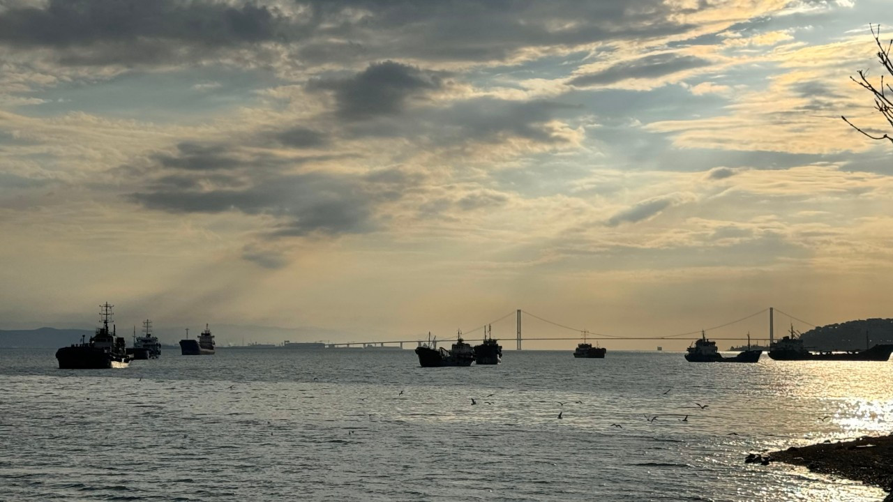 İzmit Körfezi’nde gemi yoğunluğu! 2025’te 1403 gemi giriş yaptı