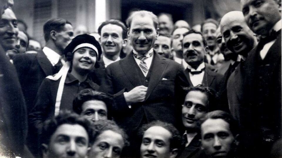 19 Mayıs Atatürk’ü Anma, Gençlik ve Spor Bayramımız kutlu olsun!