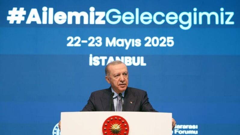 Erdoğan: Doğum hızının düşme sebebi ekonomideki dönemsel sorunlar değil