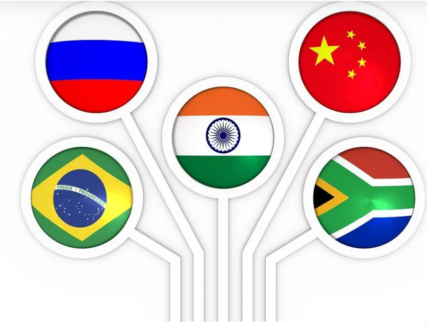 Gelişen Piyasa hisseleri coştu, ancak belirsizlik sürüyor