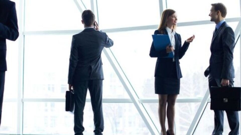 Nitelikli işgücü hibrit çalışan şirketlere kayıyor