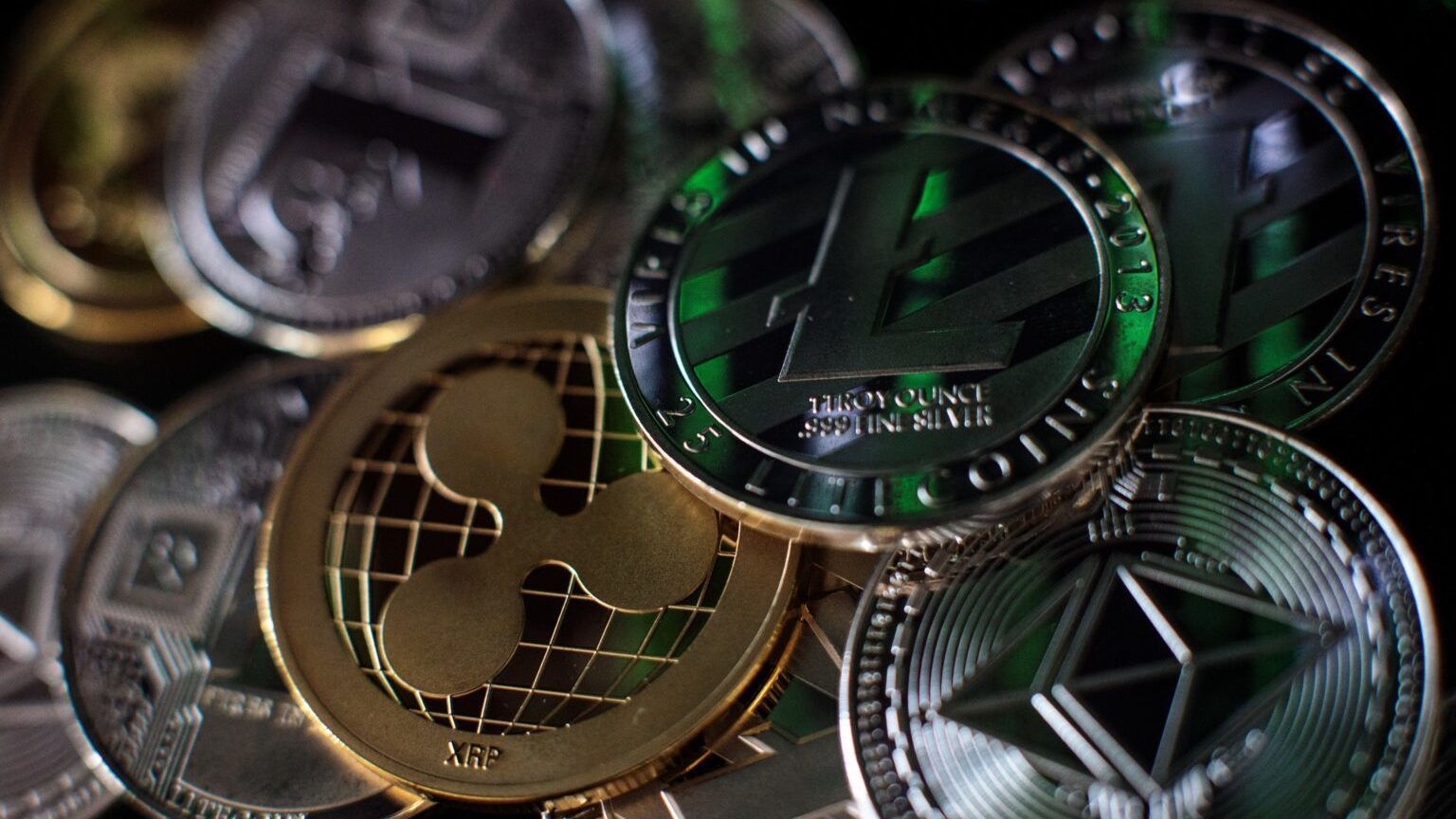 Savaşın gölgesinde yükselen 5 altcoin