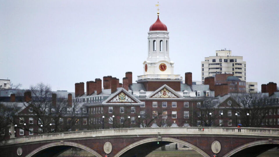 Trump, Harvard’a yabancı öğrenci vizesini kısıtlayan kararı imzaladı